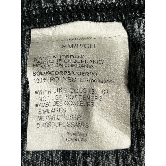 Women's Under Armor Heat Gear 1/4" Zip Pullover Small Heather Gray Long Sleeve - Picture 5 of 7